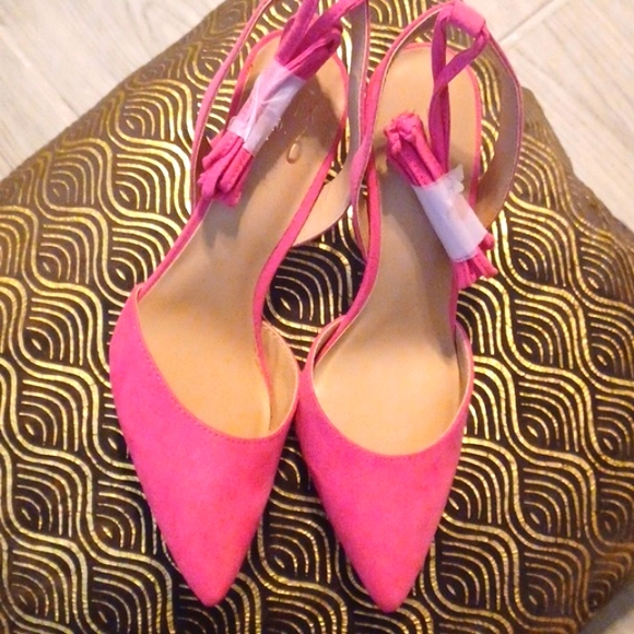 Mix No. 6 Shoes - Pink Faux Suede Heels🩷💕🎉